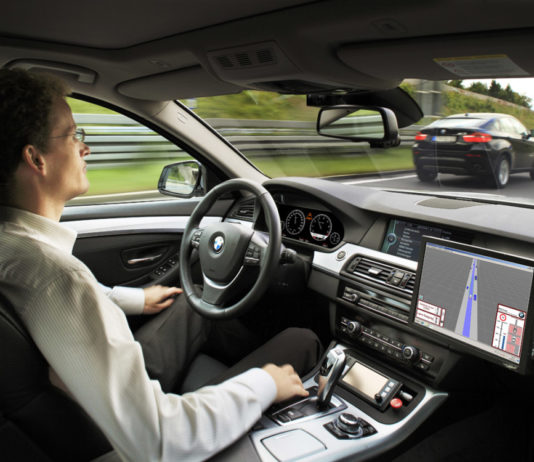 L’auto a guida autonoma arriva in Italia
